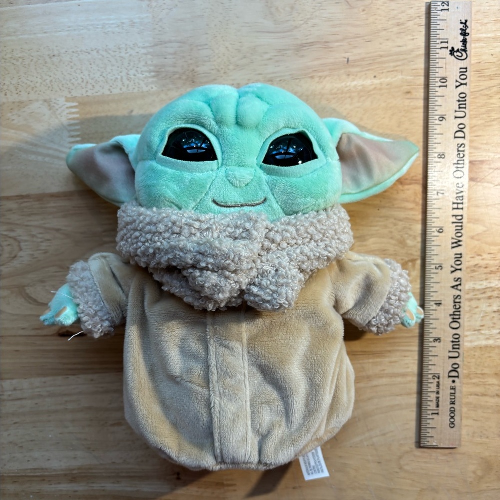 Star Wars “The Child” Grogu Plush - Picture 2 of 11